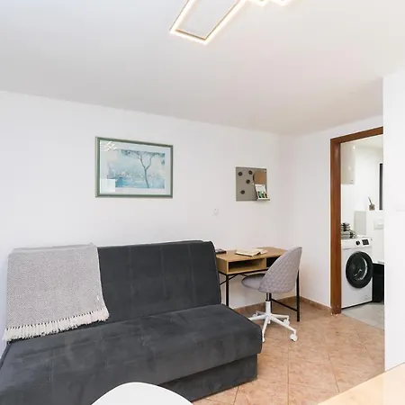 Apartment Lavanda New 2021 Porec